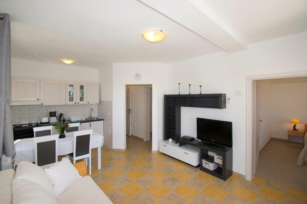 Apartman Mendula プレマントゥーラ エクステリア 写真