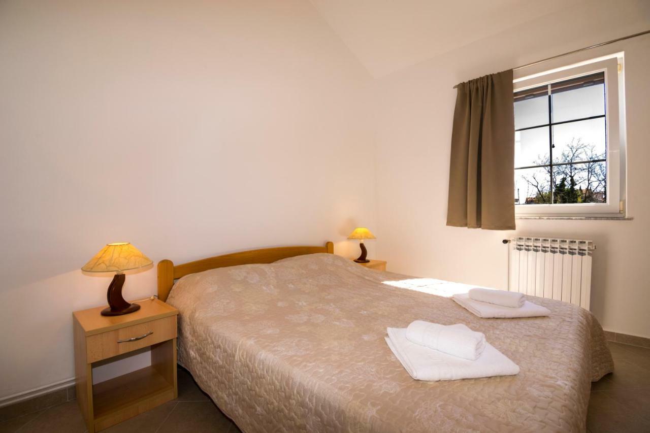 Apartman Mendula プレマントゥーラ エクステリア 写真